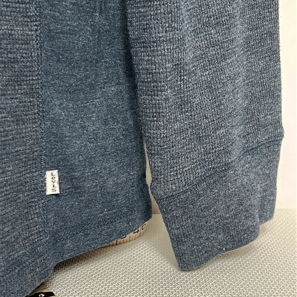 Levis length 31”